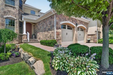 Photo of 125 Windsor Lane, Ramsey, NJ 07446 (MLS # 26026554)