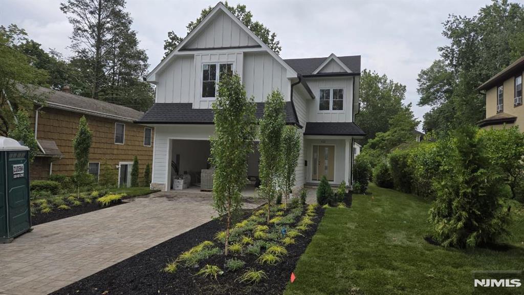 122 Columbus Drive
