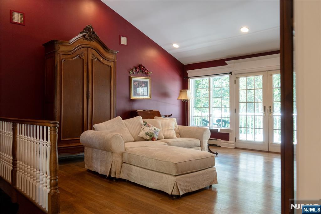 5 Brookview Terrace