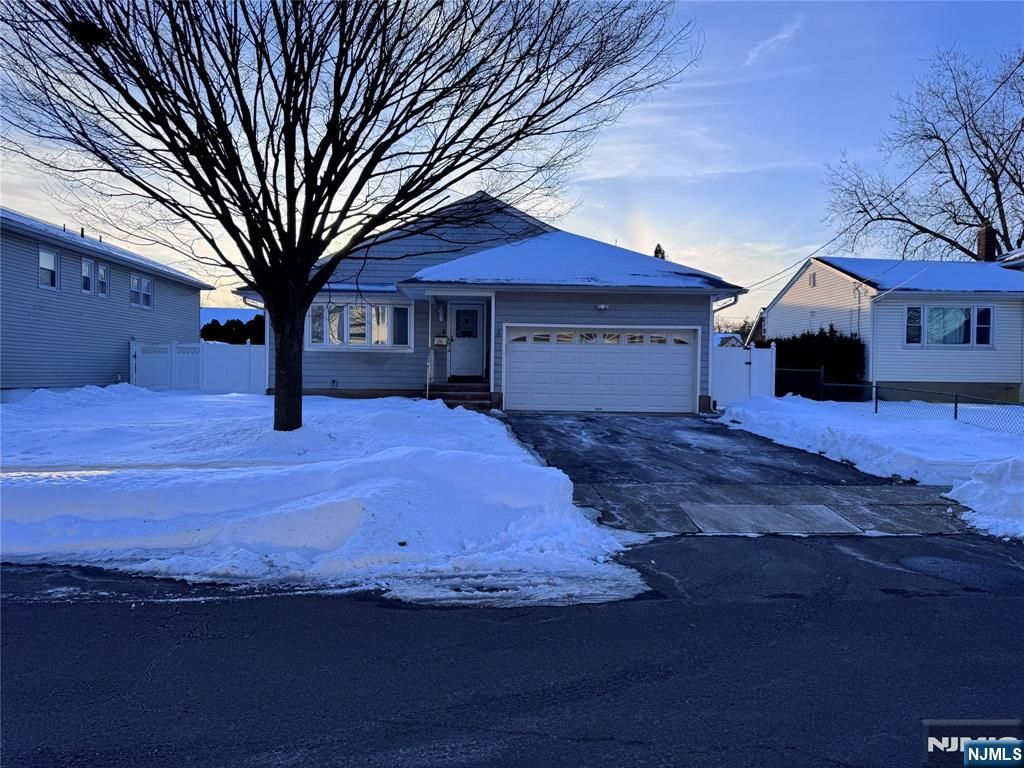 Photo of 52 28th Street, Fair Lawn, NJ 07410 (MLS # 26003791)