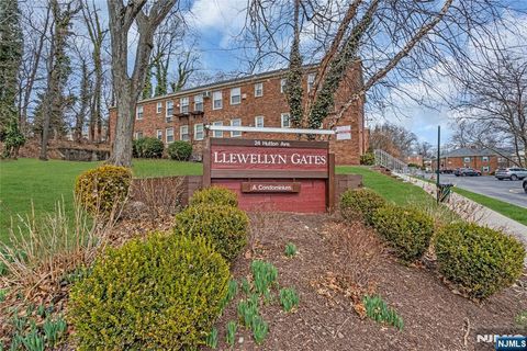 24 Hutton Avenue Unit 3, West Orange, NJ 07052 - MLS#: 25008144