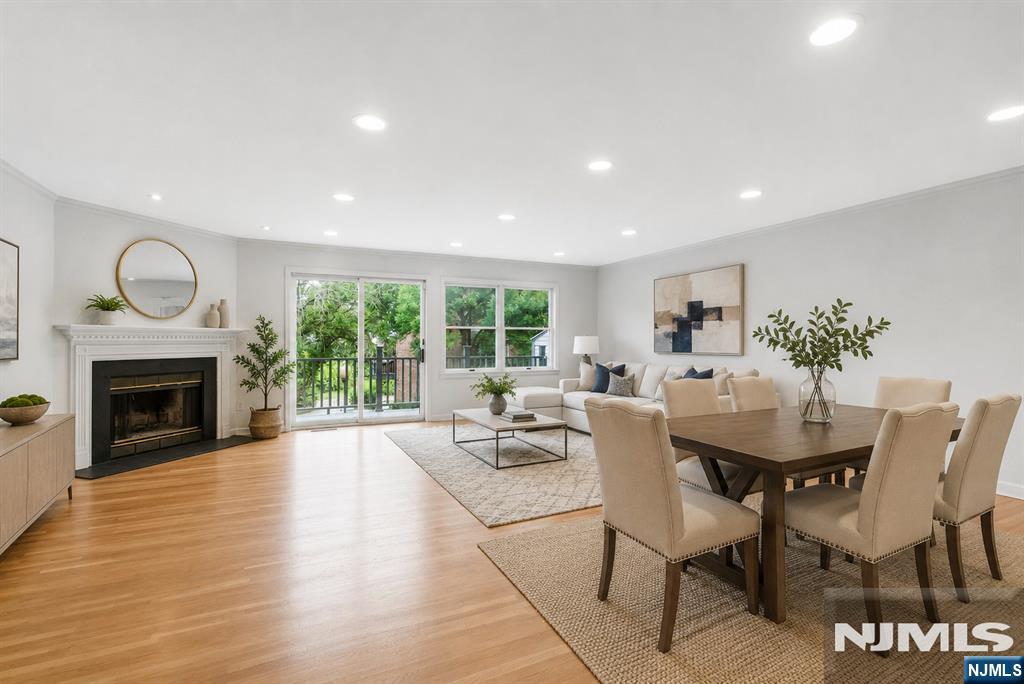 477 Undercliff Avenue