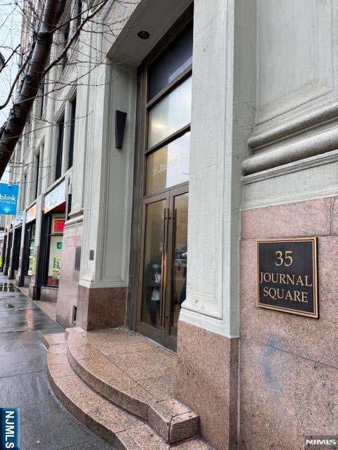 Photo of 35 Journal Square #628, Jersey City, NJ 07306 (MLS # 26030102)