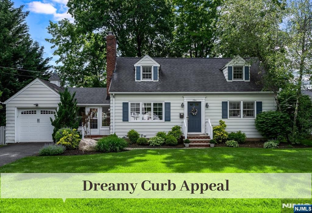 Property for Sale at 284 Glen Avenue, Glen Rock, New Jersey - Bedrooms: 3 
Bathrooms: 3 
Rooms: 7  - $879,000