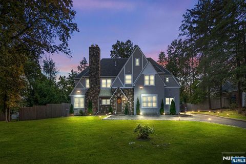 202 Elmwynd Drive, Orange, NJ 07050 - MLS#: 25009889