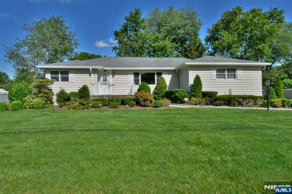 265 Colonial Boulevard