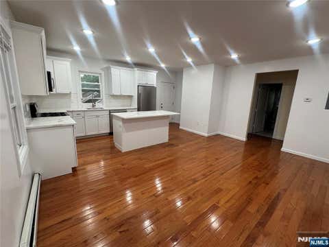 Photo of 255 Lafayette PL #3E, Englewood, NJ 07631 (MLS # 26026745)