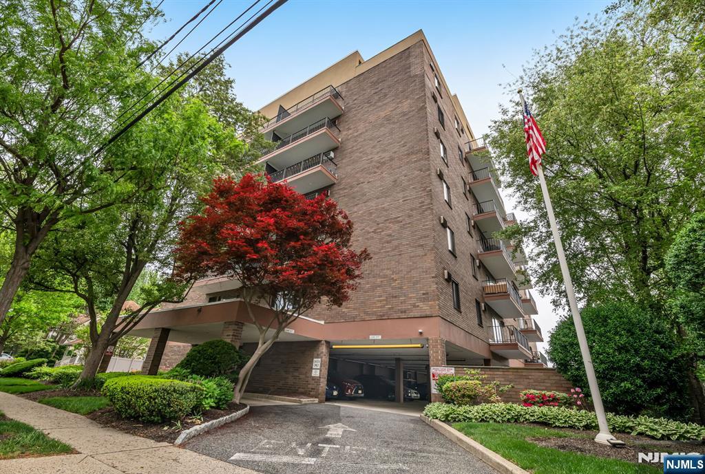 140 Euclid Avenue 1C