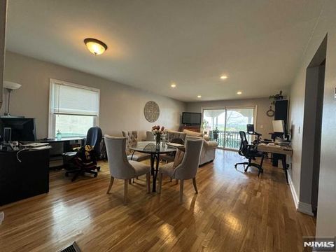 368 Harrison Avenue 1 Lodi NJ 07644