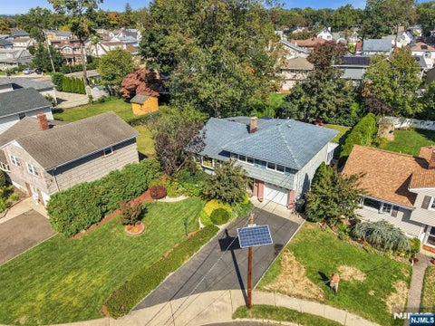 Photo of 19 Dalton Place, Bergenfield, NJ 07621 (MLS # 26037845)
