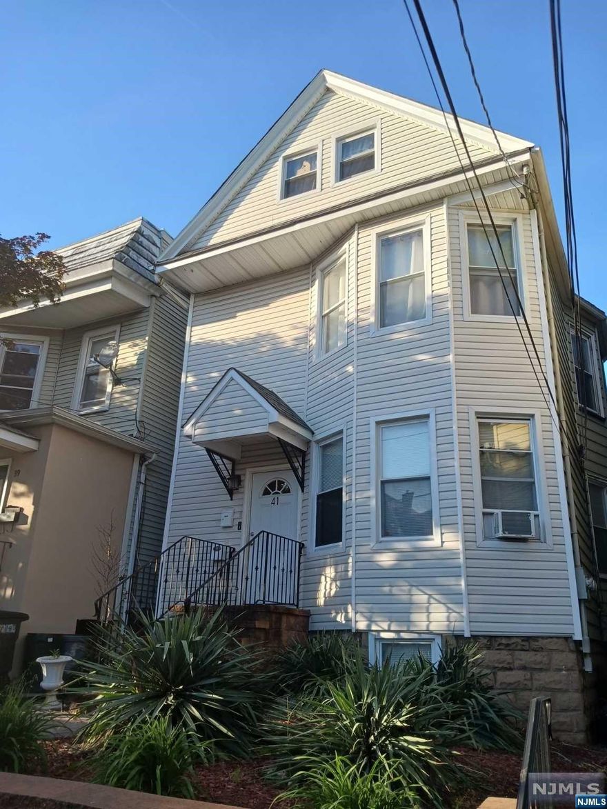 Great Location on quite one way street with playground / park on both side less than 1.5 blocks away. less than 3 blocks to Kearny Ave shops and transportations. separate utilities and may updated Mechanical and roof are within 7 years old. Laundry hook up in both units. Nice Fenced in Back Yard. Great home to live in or invest. rents below market now.