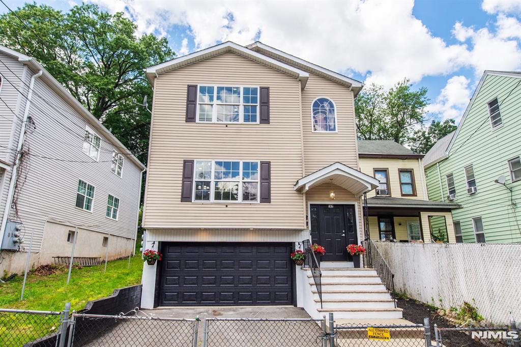 Property for Sale at 167 5th Street, Paterson, New Jersey - Bedrooms: 6 
Bathrooms: 5 
Rooms: 13  - $899,000