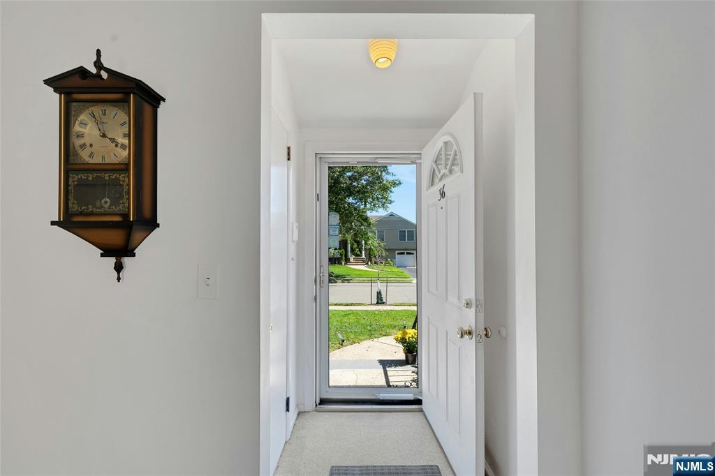 36 Hirschfeld Place