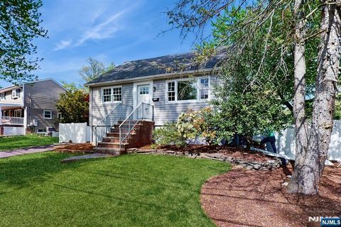 587 Ridgewood Boulevard TWP OF WASHINGTON NJ 07676