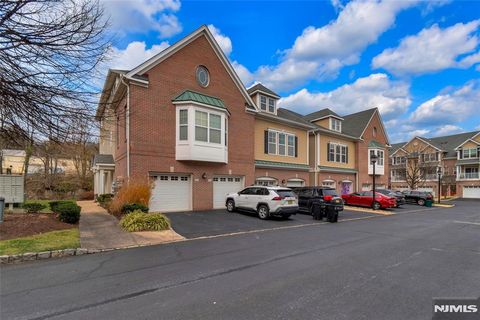 Photo of 900 River Place, Butler, NJ 07405 (MLS # 25042553)
