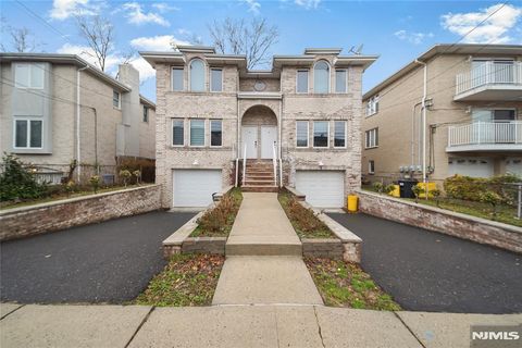 Photo of 333 2nd St #B, Palisades Park, NJ 07650 (MLS # 26008344)