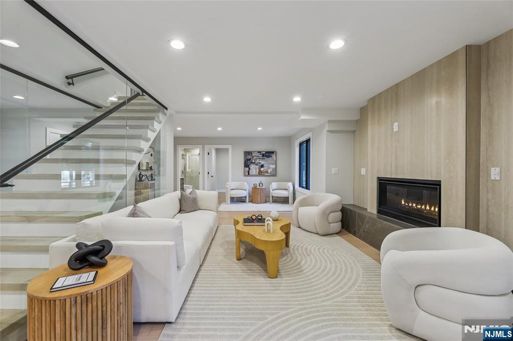 29 Woodland Park Drive