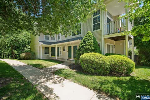 Photo of 1412 York Street, Mahwah, NJ 07430 (MLS # 26014856)