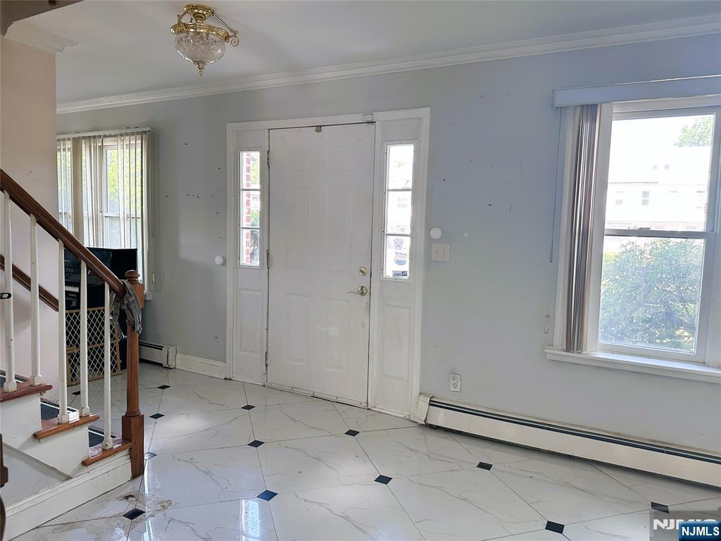 136 W Central Avenue