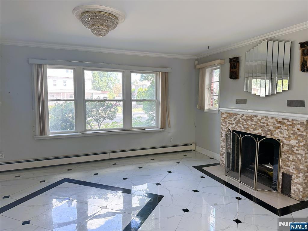 136 W Central Avenue