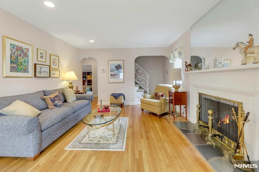 14-05 Plymouth Drive