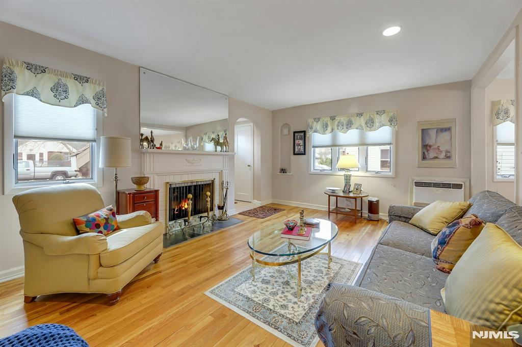 14-05 Plymouth Drive