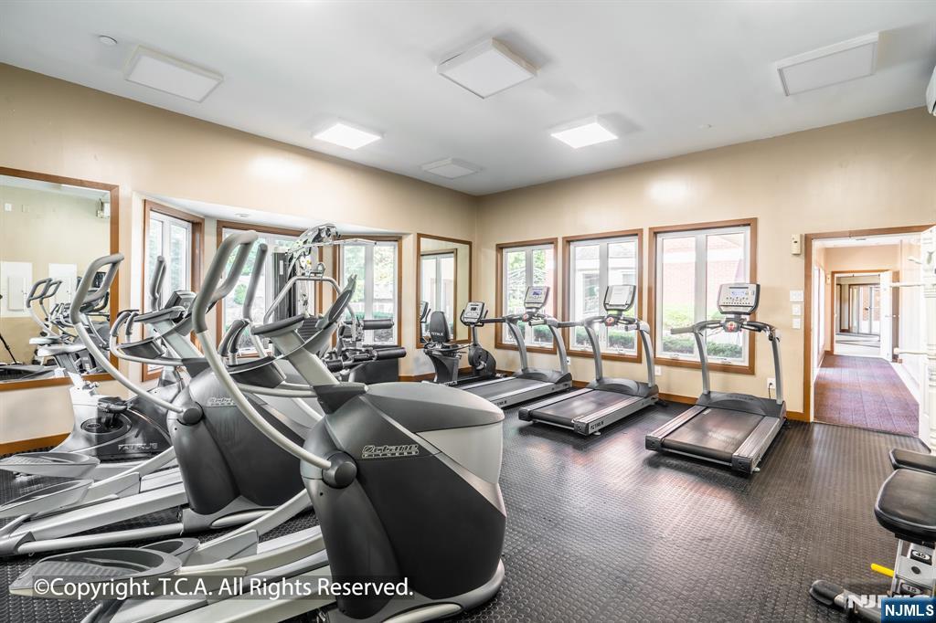 503 Livingston Court N503