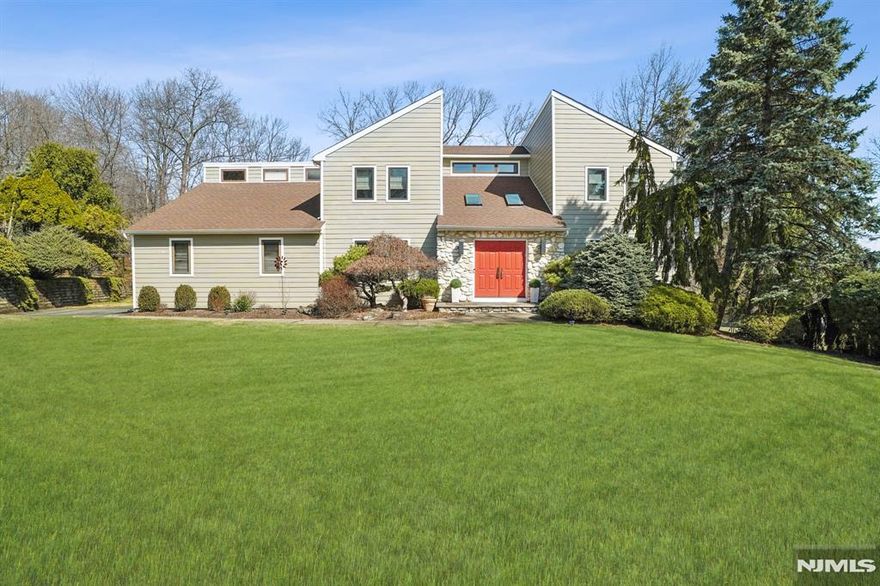 Custom 5 Bed/3.1 Ba on close to ½ acre of beautifully landscaped property.Set on a quiet cul-de-sac close to Houses of worship,Verona Park, & NYC commute. A sunny 1st flr is perfect for entertaining. Living Rm is elegant and inviting. A spacious family rm is perfect for all occasions w/woodburning fireplace enhanced by cstm built-ins.Formal dining rm is poised to host elegant dinners. Home chefs will love the updated kitchen w/SS appl.,din area & newer sliders to deck. Off kitch is 5th bedrm/office,full bath,laundry,& powder rm. Perfect for au pair/in-lawâ€™s suite.2nd level w/4 bedrms & new marble main bath w/double sinks. Primary ste has vaulted ceiling, 2 walk-in closets, dressing rm & new ensuite full ba w/dbl sinks,shower & soaking tub. Fin lower lvl-Rec/Media rm, office/6th bedrm. Substan storage. Large deck w/space to dine & relax.Backyard w/lots of space for play & gardening.Add featuresâ€“skylights,jetted sump pump,Sprinkler Sys,siding-Hardy plank,& 2 Car garage w/EV CHARGER!