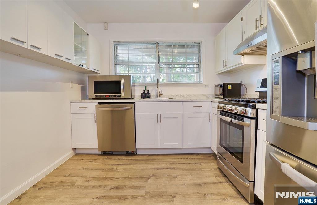 3 Juniper Court 128