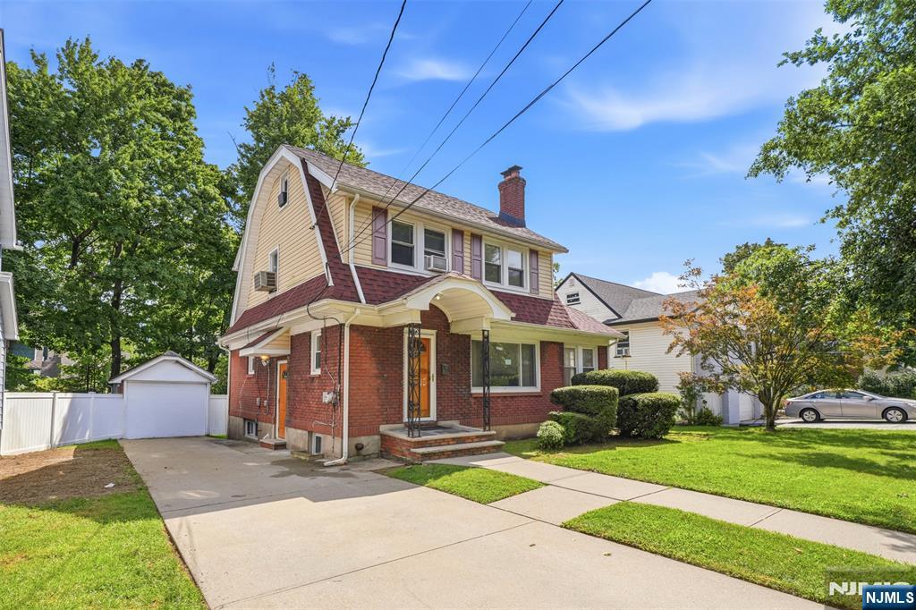1481 Endicott Terrace