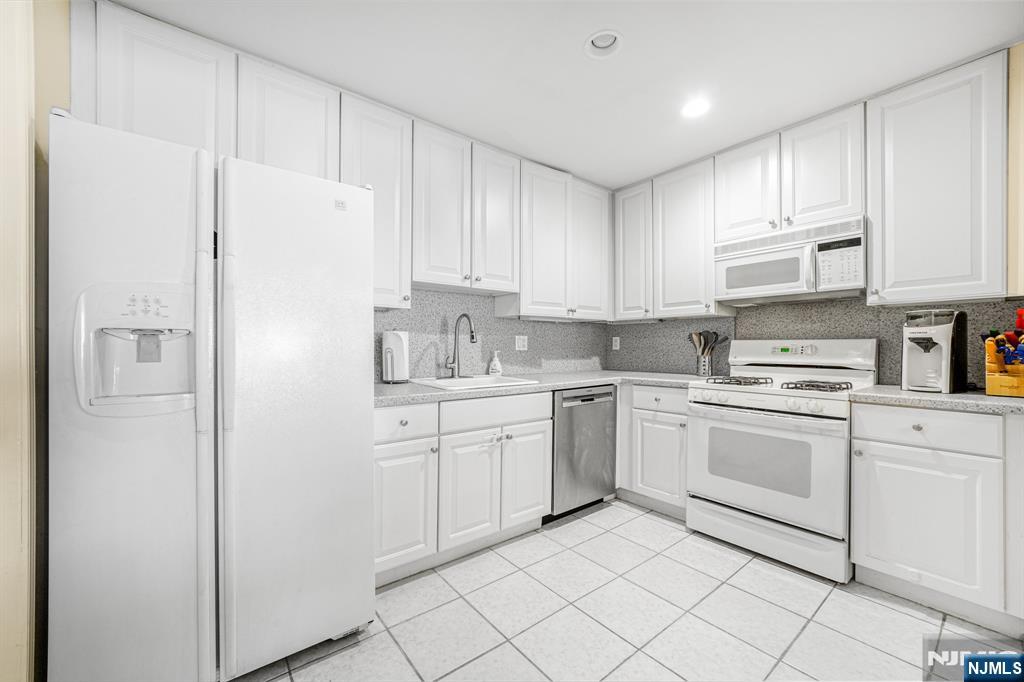 378 Cambridge Drive