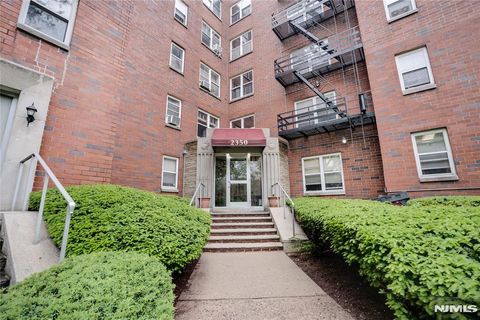 2350 Linwood Avenue 4D Fort Lee NJ 07024