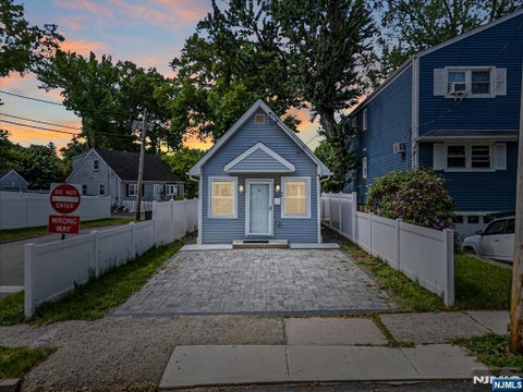 Photo of 16 W Grove Street, Bogota, NJ 07603 (MLS # 26032912)