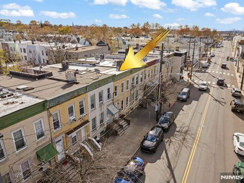 Photo of 142 Side Avenue, Jersey City, NJ 07305 (MLS # 25041290)