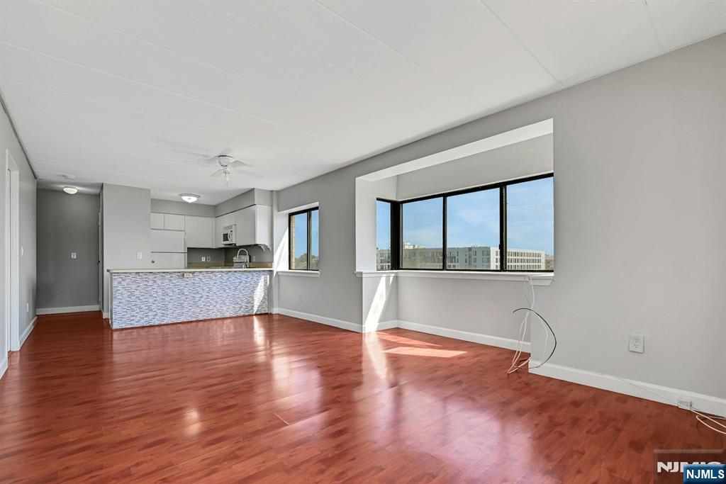 5 Linden Street 5E