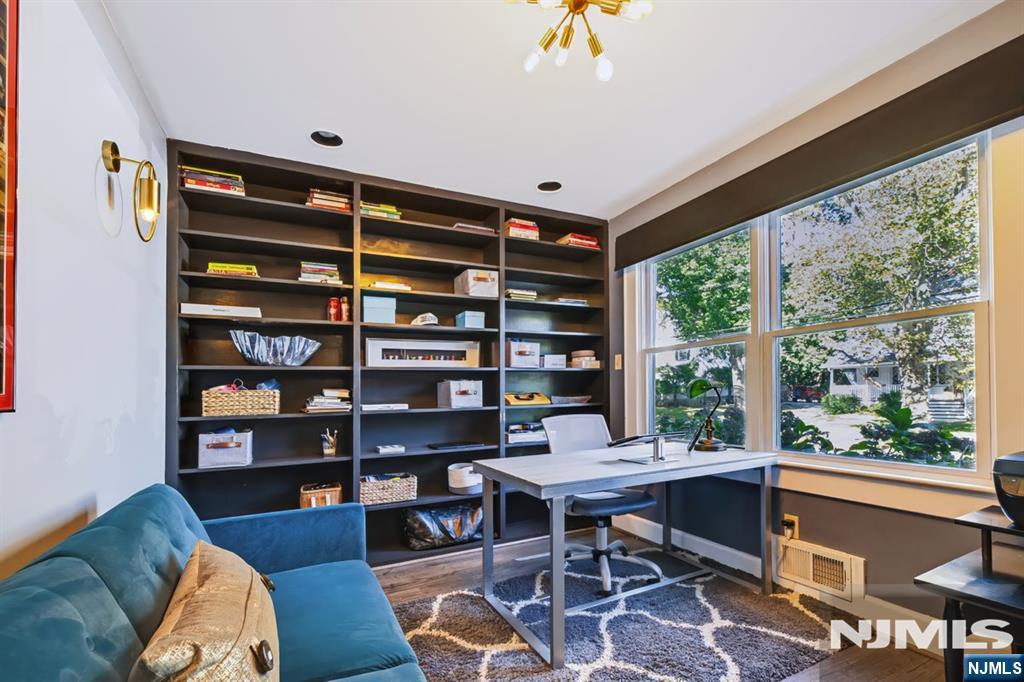 Homes for Sale in Northern NJ | ThisIsRiverEdge.com 436 Kinderkamack Road