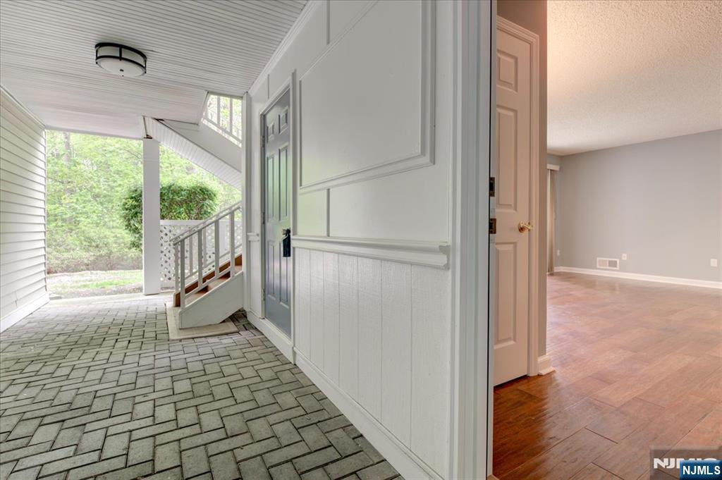 225 Larch Lane
