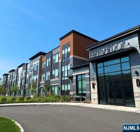 Photo of 18 Park Ave #1218, Old Tappan, NJ 07675 (MLS # 26024128)