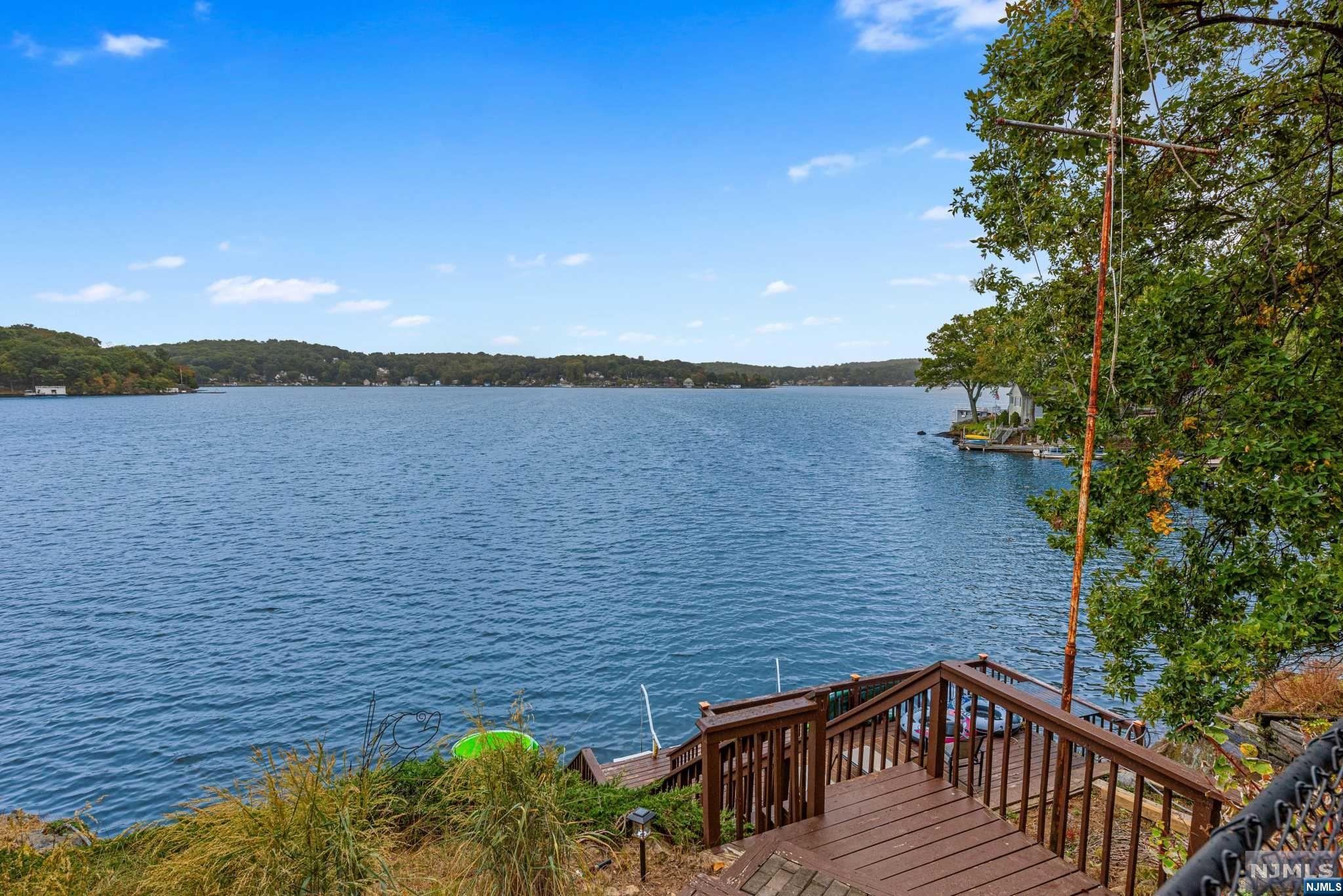 6 Bonaparte Point Road