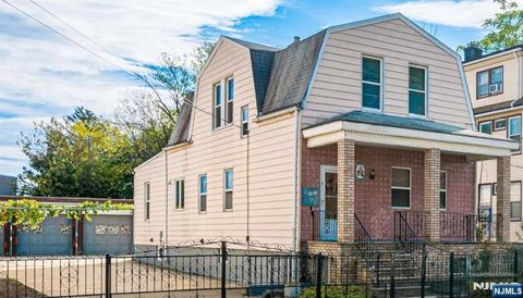 Photo of 5 Norwood Ave #1, Irvington, NJ 07111 (MLS # 26013179)