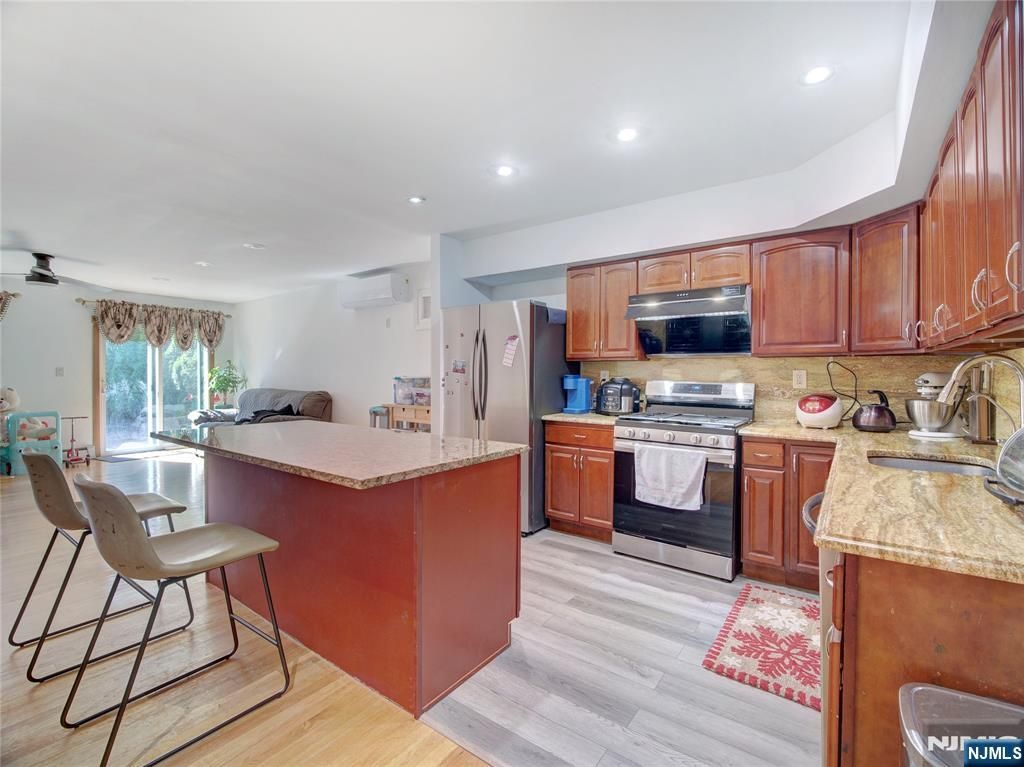 Photo of 113 Kamp Place, North Bergen, NJ 07047 (MLS # 25035926)
