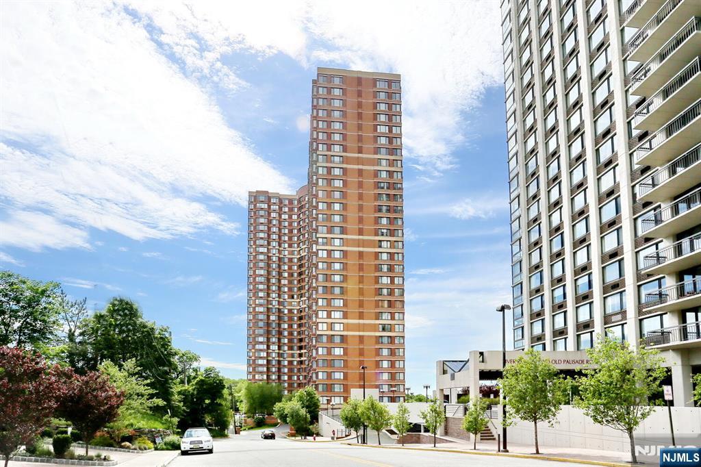 100 Old Palisade Road 1013