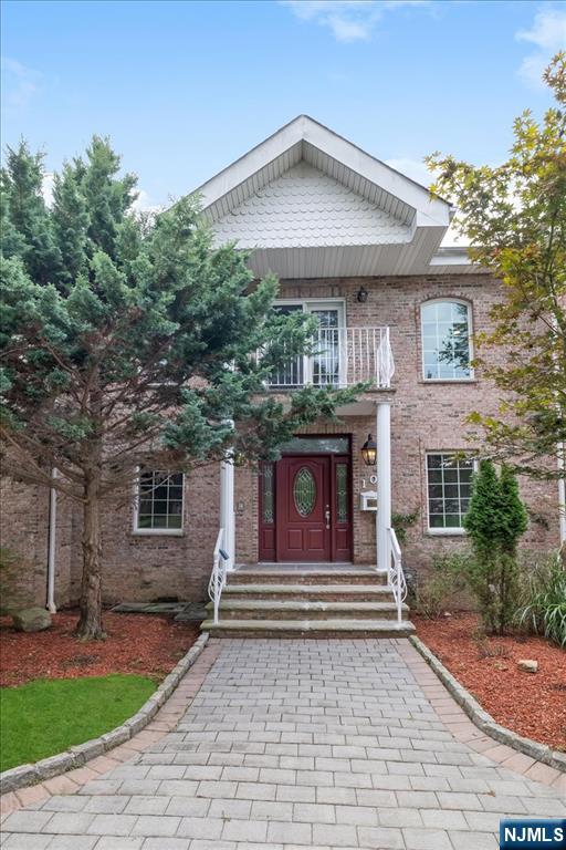 104 Montvale Avenue