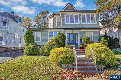 Photo of 164 Orient Way #2, Rutherford, NJ 07070 (MLS # 26021807)