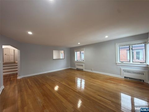 Photo of 530 Broad Ave #16, Englewood, NJ 07631 (MLS # 26005105)