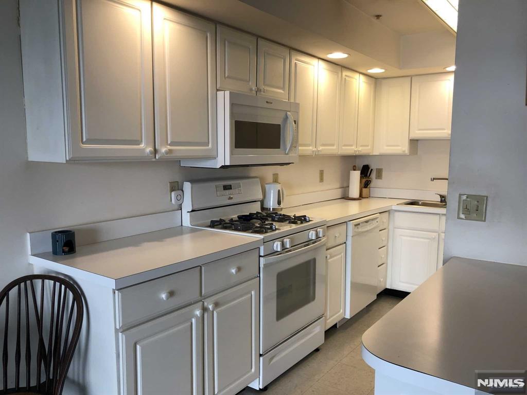 401 Dercole Court 130