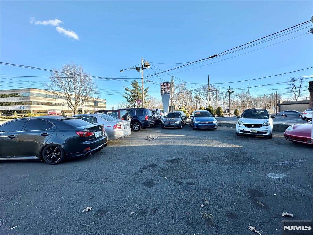 Photo of 2428 Maple Avenue, Fair Lawn, NJ 07410 (MLS # 26007998)