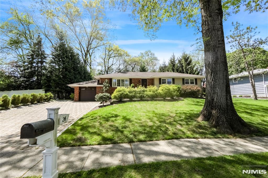 34 Deberg Drive