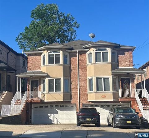 36 W Central Boulevard A Palisades Park NJ 07650