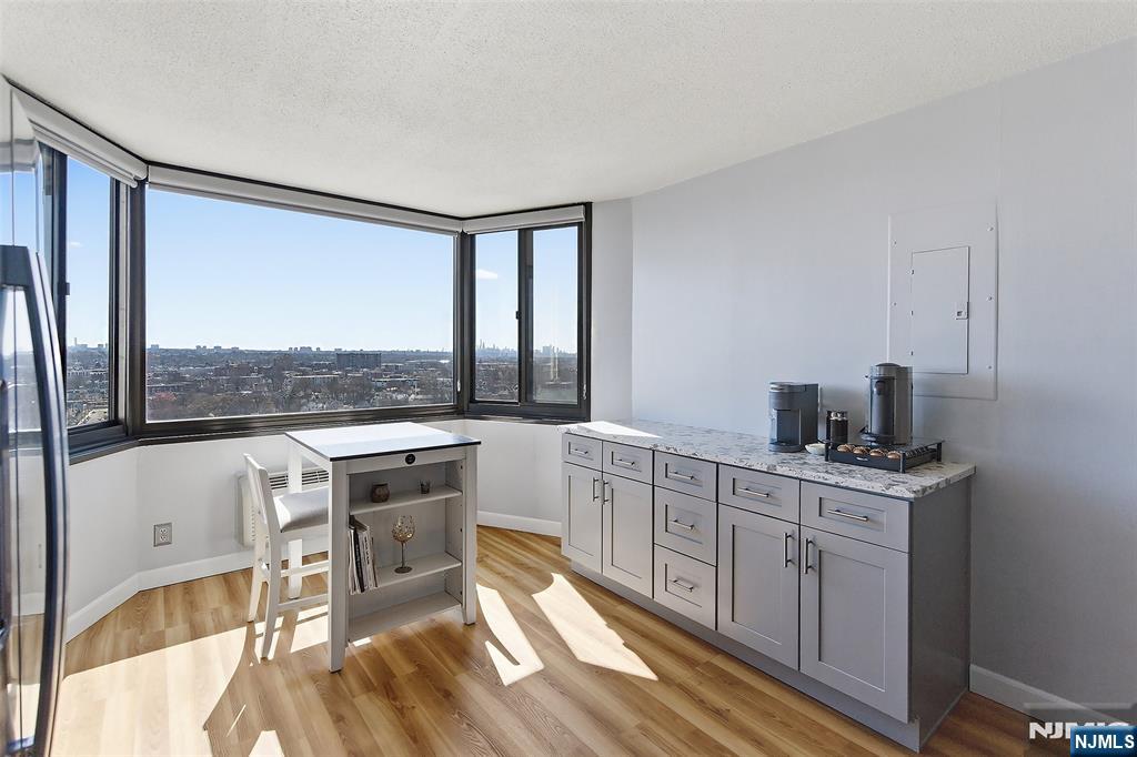 326 Prospect Avenue 11E
